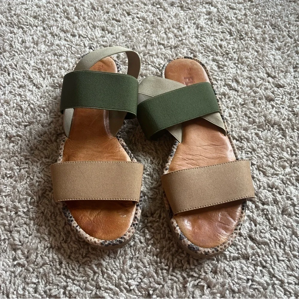 The Flexx casual strappy sandals